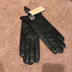 Michael Kors black leather gloves