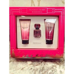 Victoria's Secret Bombshell Set