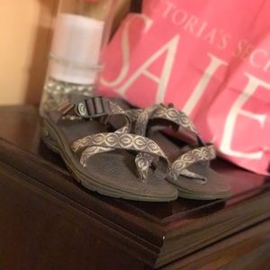 Chacos🤷🏻‍♀️🤷🏻‍♀️🤷🏻‍♀️