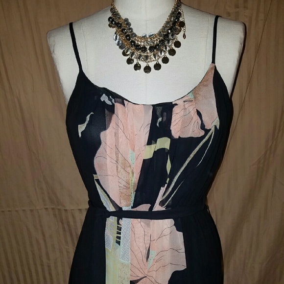 Sweet dress - Picture 2 of 2