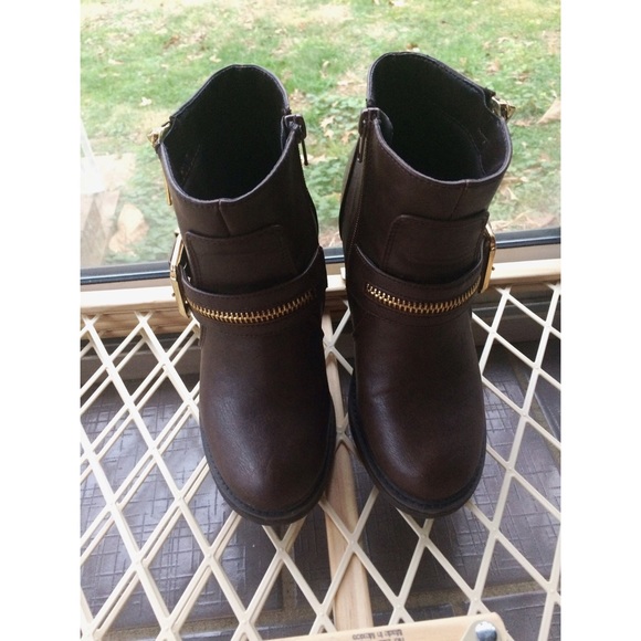 SODA Scribe Women's Booties.