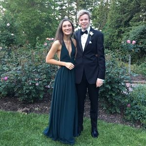 FAME AND PARTNERS PROM DRESS