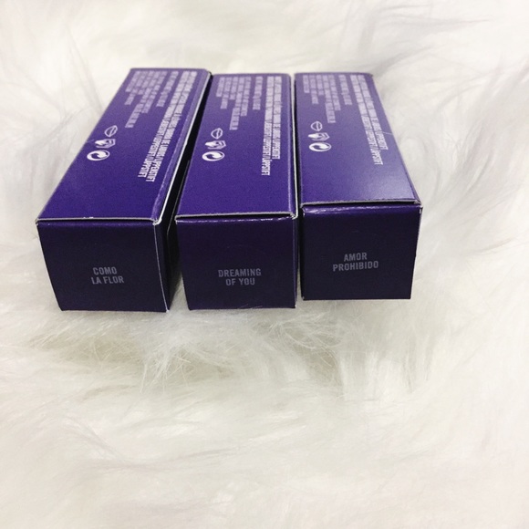 Selena for MAC lot  - Picture 3 of 4