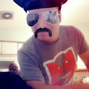 Meet your Posher, Edin