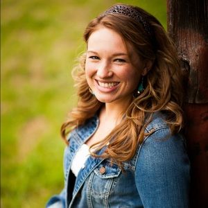 Meet your Posher, Whitney