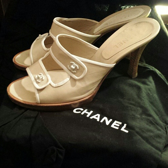 Chanel heals