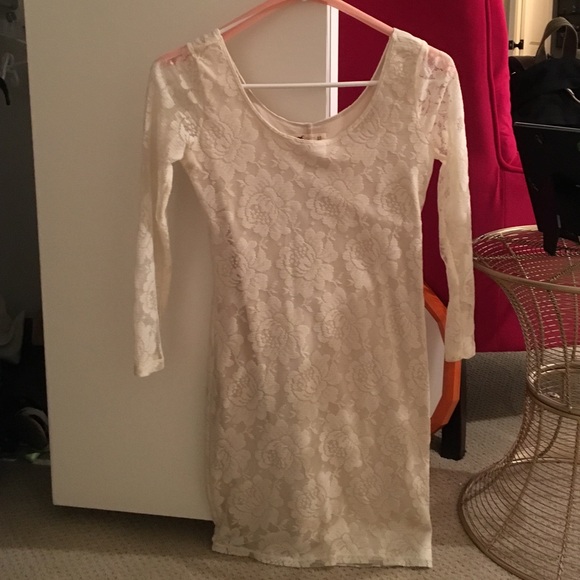 Hollister cream lace dress