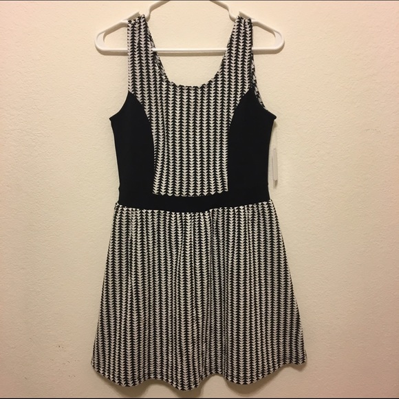 NWT Charming Charlie black&rehire dress