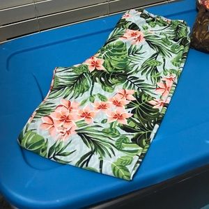 Hawaiian leggings