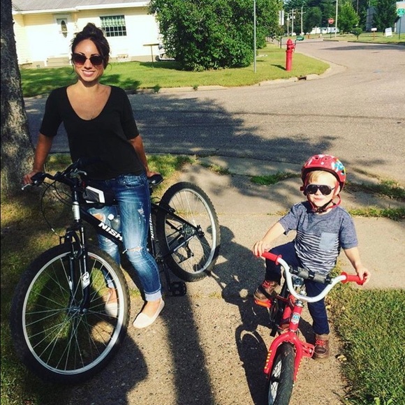 Meet your Posher, Chantalle - Picture 4 of 6