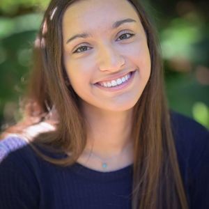 Meet your Posher, Sarina