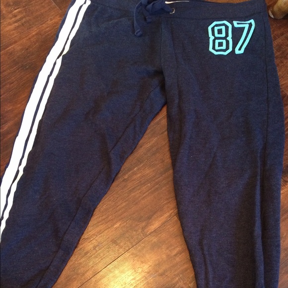 Aeropostale Capri sweat pants
