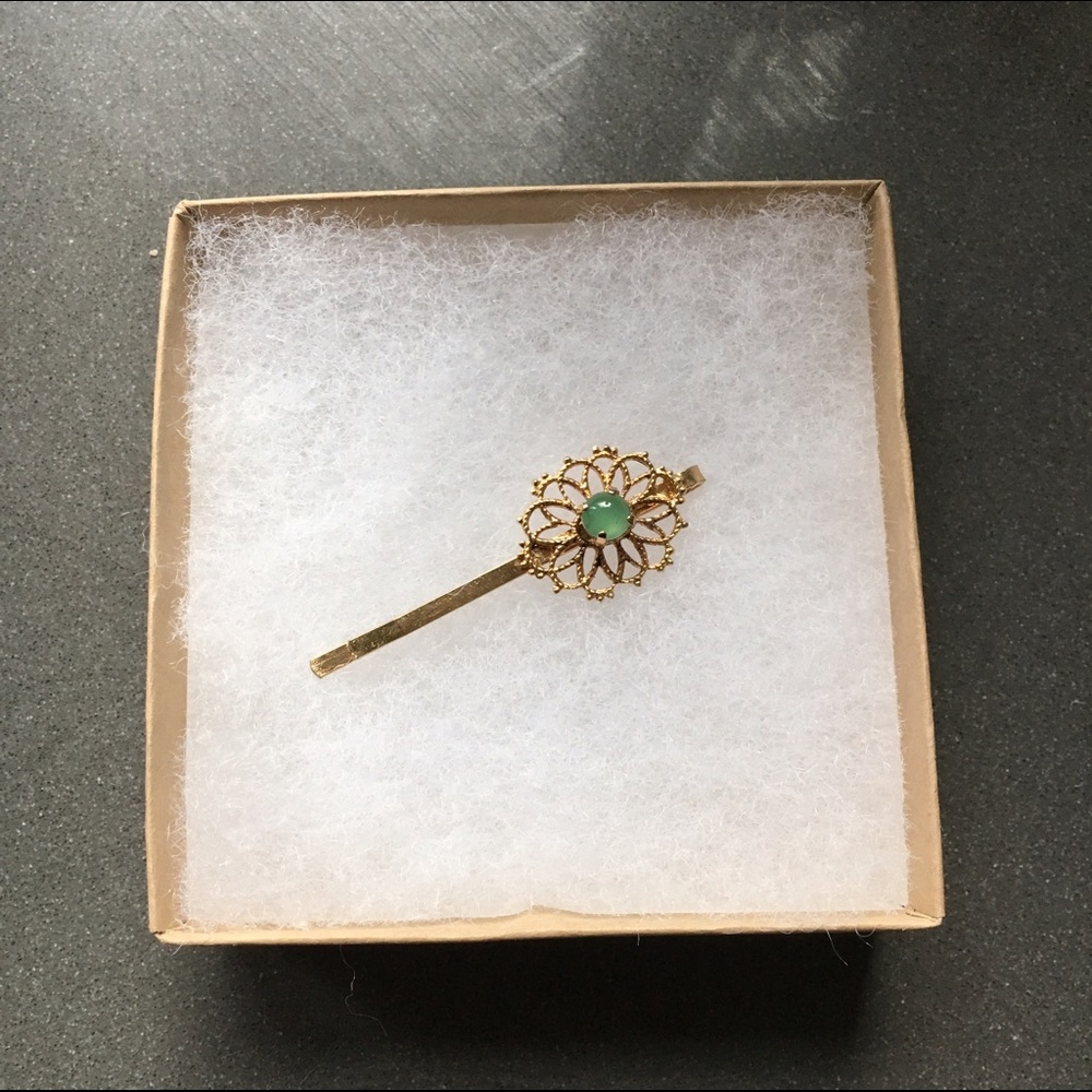 Gold and green hair pin