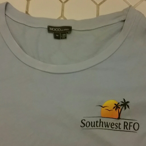 T-shirt - Picture 2 of 3