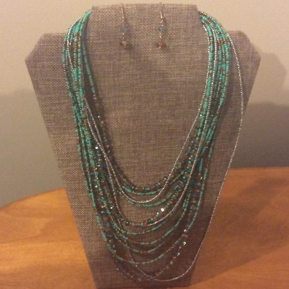 Earring necklace set