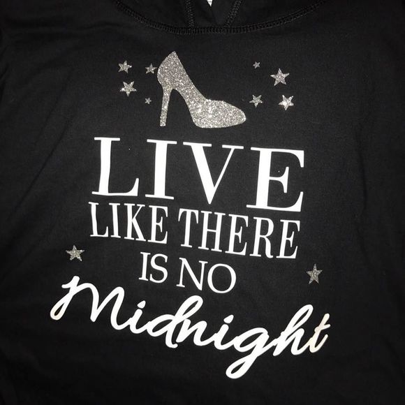 Meet your Posher, Leslie