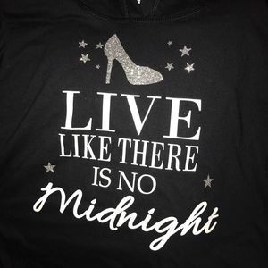 Meet your Posher, Leslie