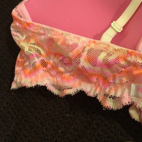 PINK bra - Picture 4 of 4