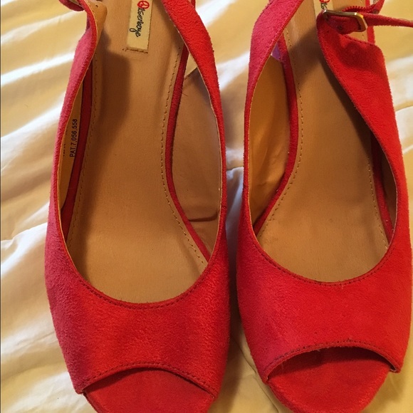 NWOT Neon Open-Toed Wedges - Picture 2 of 7