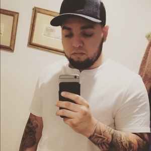 Meet your Posher, Adrian