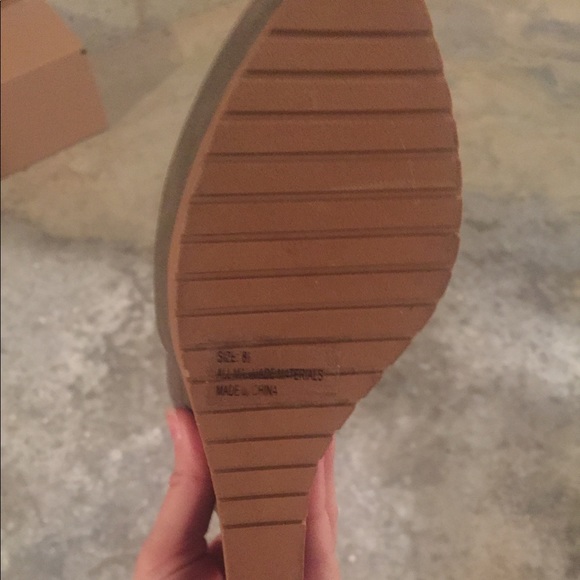 New wedge ankle booties - Picture 4 of 5