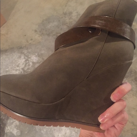 New wedge ankle booties - Picture 5 of 5