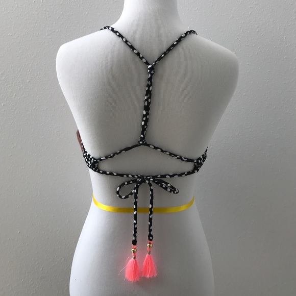 Victoria's Secret Fabulous bikini top - Picture 2 of 4