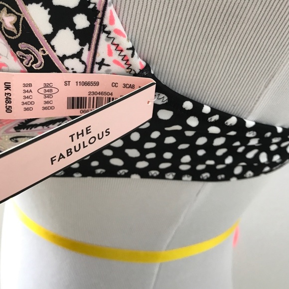 Victoria's Secret Fabulous bikini top - Picture 4 of 4