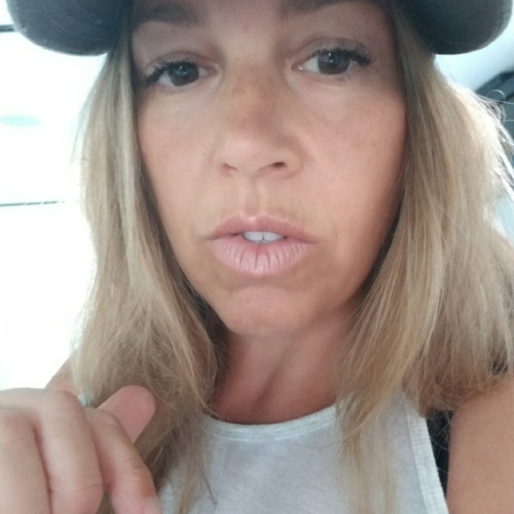 Meet your Posher, Cynthia