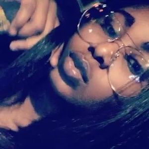 Meet your Posher, Chelsey