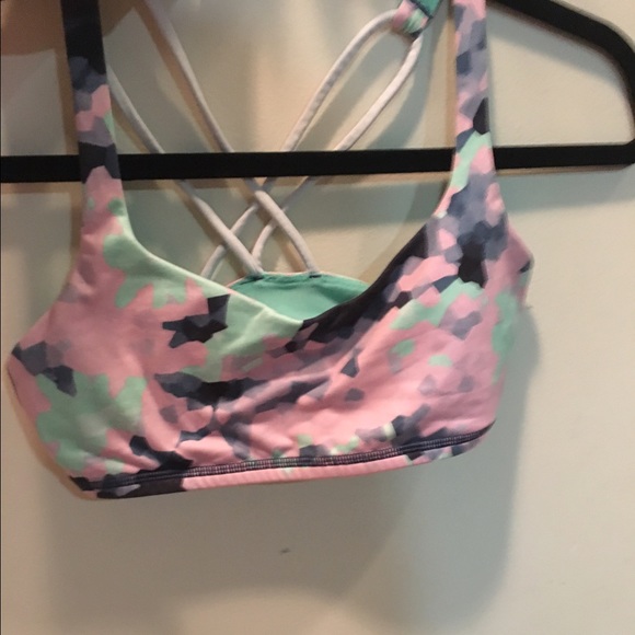 Lulu lemon sports bra