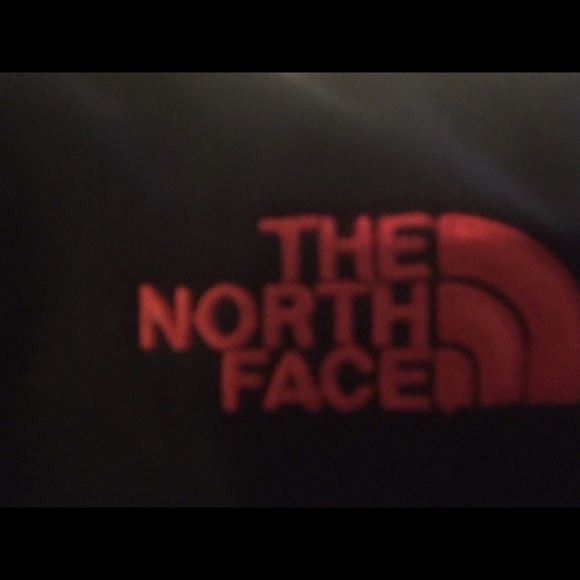 SOLD.     💰.    SOLD.  💰.     North face jacket - Picture 3 of 3