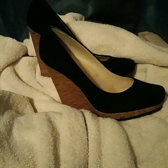 Beautiful Black Suede Wedges /Heels 37M