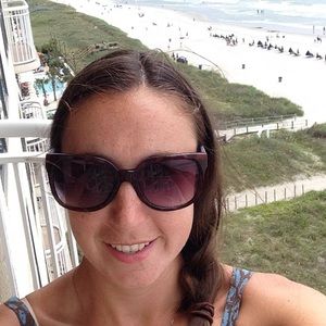 Meet your Posher, Lindsey