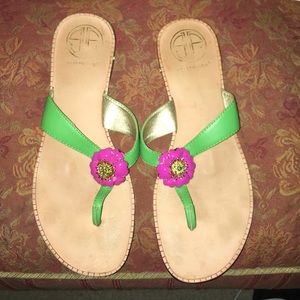 Lilly Pulitzer leather sandals with flower