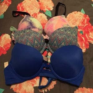 VS PINK wear everywhere push up bras