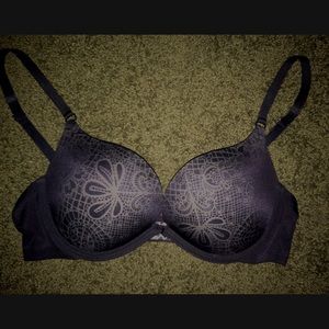 xxxSOLDxxx  Victoria's Secret Push Up Bra