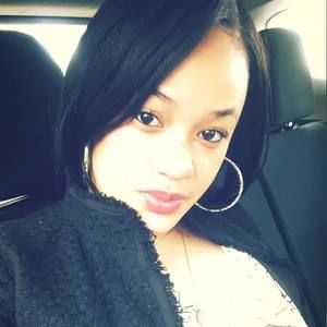 Meet your Posher, Tinisha