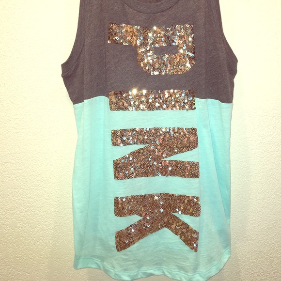 ❌sold❌Victoria's Secret tank with gold sequins