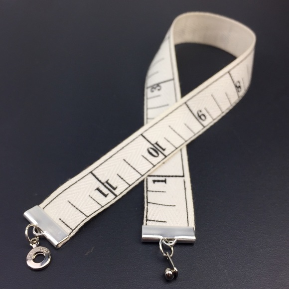 •HP!• Pro-Posher Tape Measure Wrap Bracelet - Picture 3 of 5