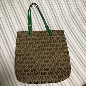 Micheal kors purse