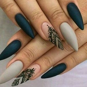 Meet your Posher, Carla