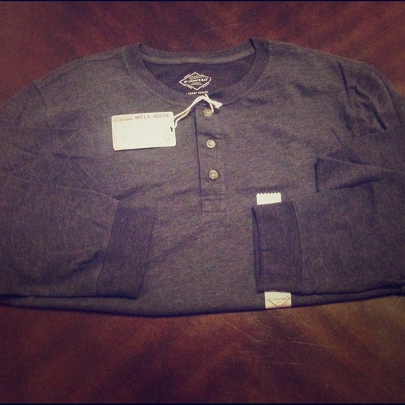 NWT 👨🏻Men's Henley Long Sleeve T Shirt