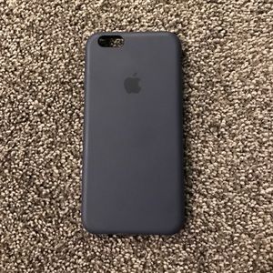 Apple iPhone 6/6s case in navy (NWOT)