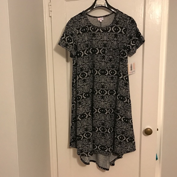 LuLaRoe Dresses & Skirts - LuLaRoe Black White Jacquard Print L Carly