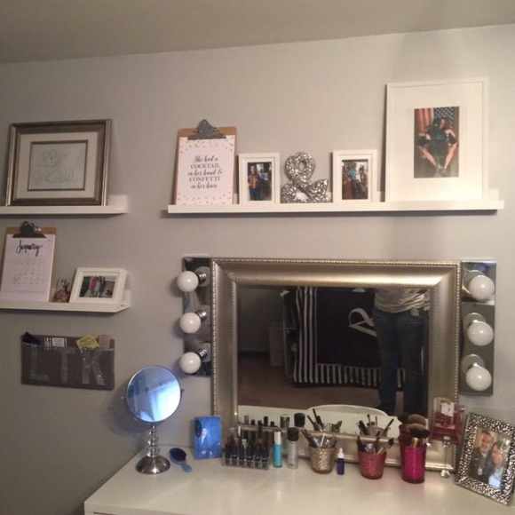 Meet your Posher, Dawn - Picture 3 of 6