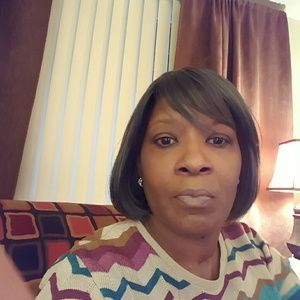 Meet your Posher, Lynette