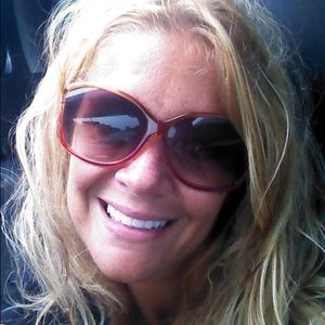 Meet your Posher, Beth