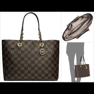 Michael Kors Cynthia Large Tote