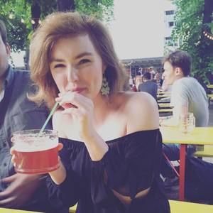 Meet your Posher, Ellen